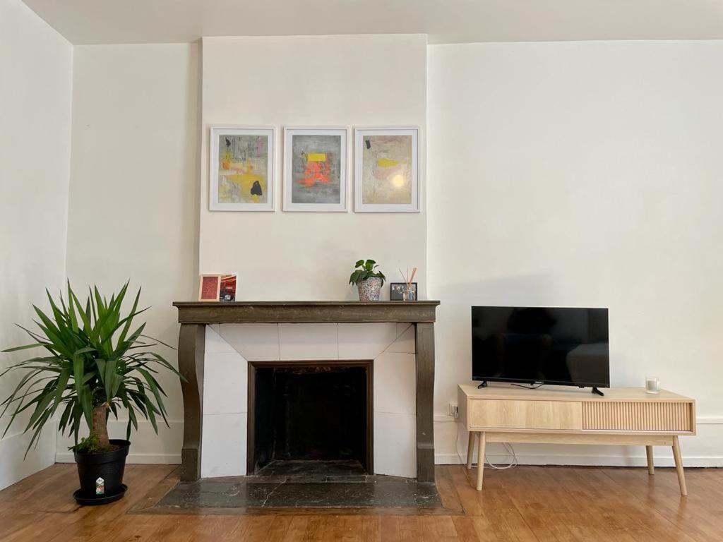 Appartement Citadelle-Victor-Hugo 브장송 외부 사진